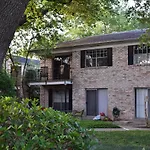 Galleria Area Apt Long And Short Rentals Available