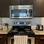 Newly Furnished 1Br Apartment W/ Hermann Park View