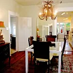 Refuge In The Heart Of Montrose