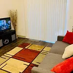 New Apart Downtown - 5Min Stadium/Parks/Museum