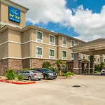 Restwell Inn & Suites I-45 North