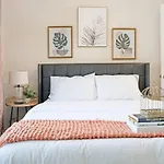 Houston Link House 2Bed 2Bath Townhouse Enclosed Garage Astrodome Downtown Medctr