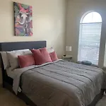 Med Center Fully Equipped Apt- Home Away From Home