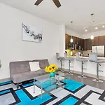 U1 Penthouse Downtown Houston Rental Car Available Apt 1Br 1Bth Gym Sleep Good