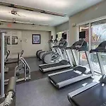 Walk To Nrg 2Bdrm/Balcony Pool View Free Parking