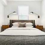 Abode Houston - Montrose Downtown