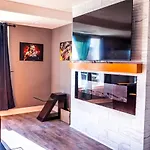 Luxury Pet Friendly Home In Houston Near All Downtown Attractions - 2707B