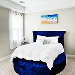 Modern Style Relaxation In Houston, Texas