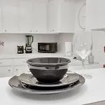 Modern 2 Bedroom Apt In Montrose, Self Check-In