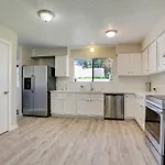 Cheerful 3 Bedroom Home In A Quiet Neighborhood.
