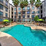 Luxury 1Bedroom/Pool View/ Galleria W/Study Desk