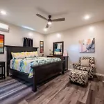 Deluxe House In The Heart Of Houston