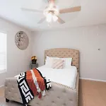 Enticing 1Br Apartment In The Heart Of The Heights