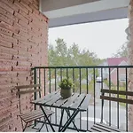 Enticing 1Br Apartment In The Heart Of The Heights
