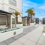 Luxury Hi-Rise 1Bd In Galleria W King Bed/Pool/Gym