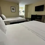 Rodeway Inn & Suites Hwy 290 Nw