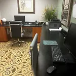 Wingate by Wyndham Houston / Willowbrook