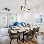 Luxury Gated Home 4Bds 3 Full Baths 5 Tvs King 7Min To Downtown
