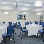 Holiday Inn Express & Suites Houston - Hobby Airport Area By Ihg