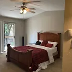 Lovely 1-Bedroom Townhome With Nice Amenities