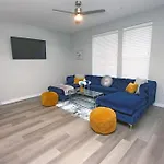 Comfortable Getaway Downtown Htx