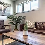Roomy Urban Apartment Montrose! Free Parking #9