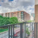 Luxury Living Downtown Houston Kingbed.