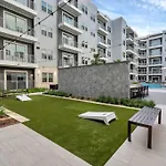 Midtown Houston Luxury Suite At River Oaks