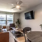 Roomy Urban Apartment Montrose! Free Parking #3