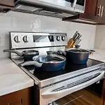 Spacious 3 Bed House Near Md Anderson With Free Parking & Wi-Fi