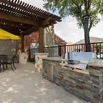 The Val\'S Place
