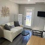 Quaint 1 Bd Close To Downtown