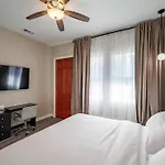 Elegant Home In Gated Community