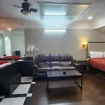 Scottish Inn & Suites Sam Houston Parkway