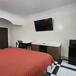 Scottish Inn & Suites Sam Houston Parkway