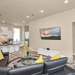 Beautiful Luxurious Houston Galleria Home
