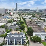 Beautiful Luxurious Houston Galleria Home
