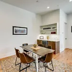 4 Story Modern Home Sleeps 10 - Dt Views!
