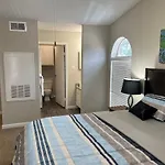 Beautiful 1-Bedroom Townhome With Nice Amenities