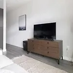 Landing - Modern Apartment With Amazing Amenities
