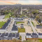 The Holistic Hideaway - Gated Community