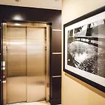 Hotel Room Kitchen Free Parking Washer&Dryer Gym Relux Studio Group 1