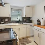 Cozy Heights 2 Bd Bungalow, Walkable