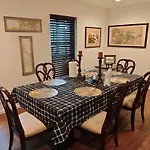 The Art Abbey Bed & Breakfast