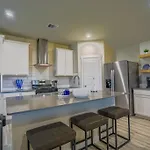 Stunning 3 Bedroom, 2 Bath Close To Everything!