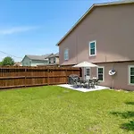 Lucky House - Tranquility In The Middle Of Houston - Tv In Every Room - 300 M2