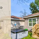Comfy 5Br Holiday Home With Hot Tub, 10Min From Ngr Stadium