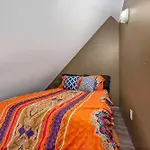 Boho-Inspired Haven With Free Park