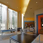Landing At Voyager At Space Center - 1 Bedroom In East Pasadena