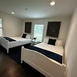 4 Bedroom Retreat 20 Minutes From Nrg Stadium And Hobby Airport